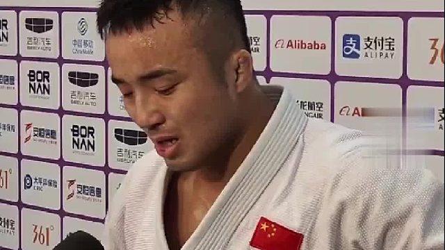 周小绍复活赛落败泪洒赛场……他说，本想拿到金牌向女友现场求婚