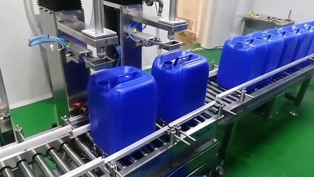 20千克日化灌装机,稀释剂灌装机