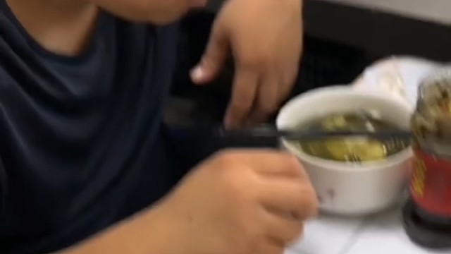 为啥要住在一起，不能分开住吗