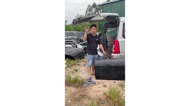 宝马6系E63车门 奔驰177侧群 奔驰 宝马轮毂 轮胎原装拆车 #陈田马哲 #拆车件