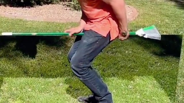 一块玻璃一条扫帚...你就是下一个哈利波特