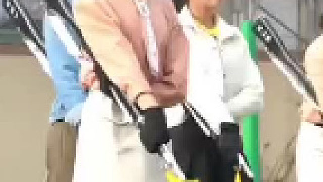 台湾高中女仪队表演