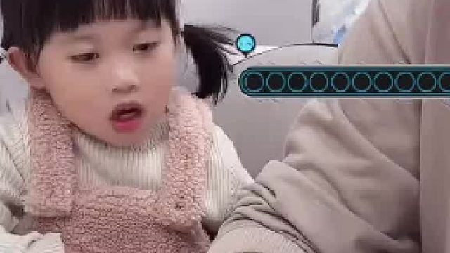 这么小就拼爹了