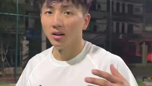 跟着哥们节奏律动，中距离跳投起来