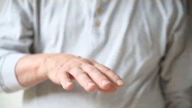 帕金森手抖不要怕，能康复