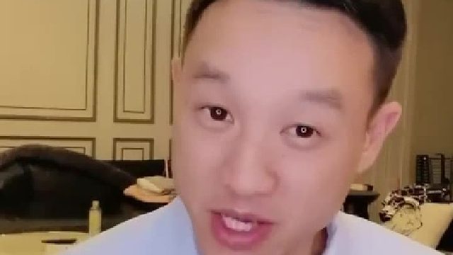 终身佩戴呼吸机！奥运冠军杨威自曝：出现长达6分钟吸不进气的情况