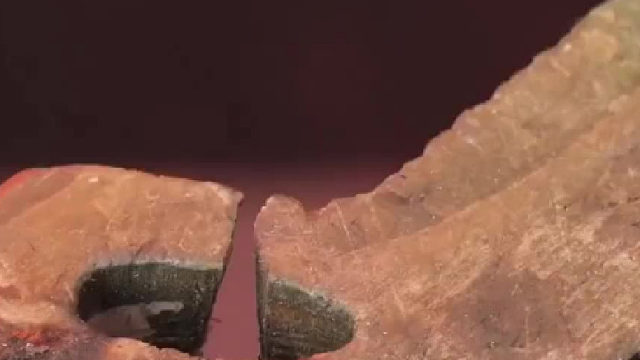 哥们儿来学手艺，给女朋友做个镯子吧，这她还不得夸死你啊