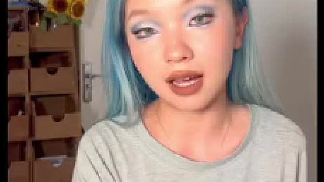 姐妹好帅好勇！但是出门在外一定要以自己的安全为前提！