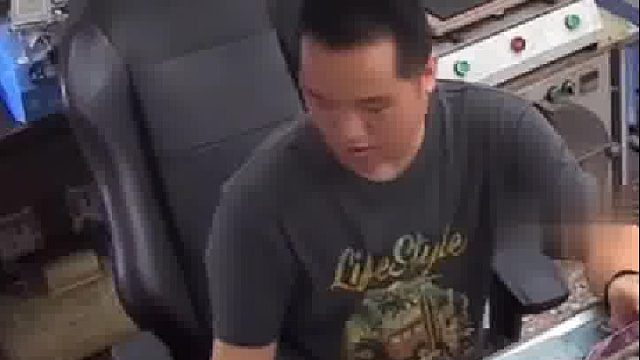 邻居送三岁宝宝十个粽子....