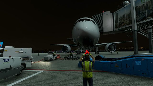 新航波音787降落槟城国际机场