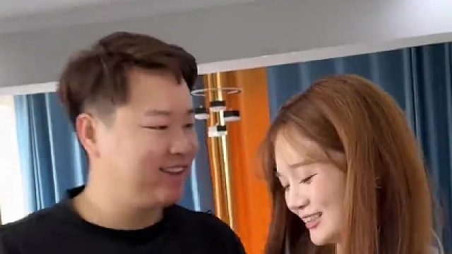 都怪我一时太冲动了，你们说现在道歉还来得及吗