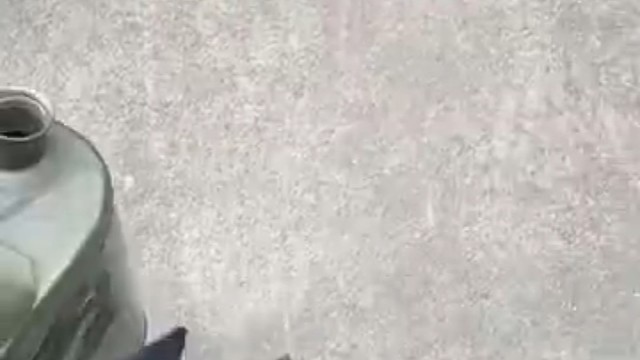 不辞辛劳送油来……