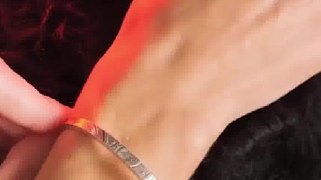 哥们儿来学手艺，给女朋友做个镯子吧，这她还不得夸死你啊