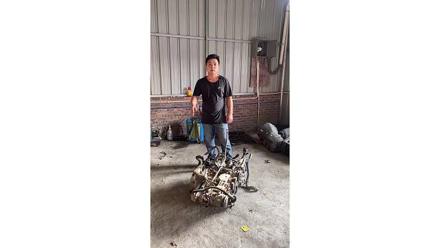 奔驰W245 B200发动机 压缩机 启动马达 发电机 喷油嘴 高压包配件 #拆车件 #陈田马哲