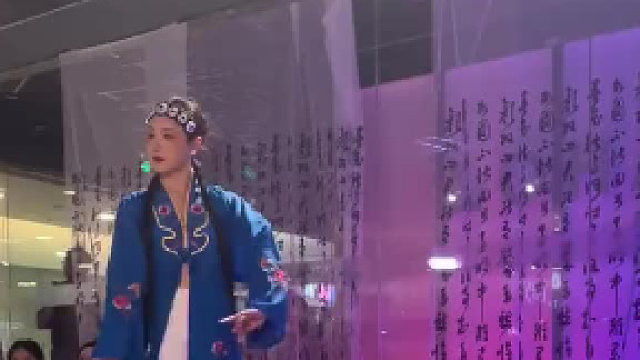 原创国风汉服黄梅戏