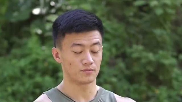 这护腕是我一直在用的哈，平时锻炼都用得到哦