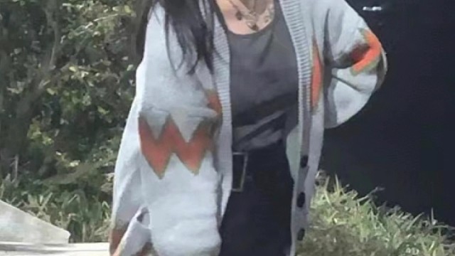 接受自己的普通，然后拼尽全力去与众不同