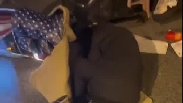 恭喜恭喜，社会又少了一位好心人！好样的，争取让好人消失 放下助人情节，尊重他人命运