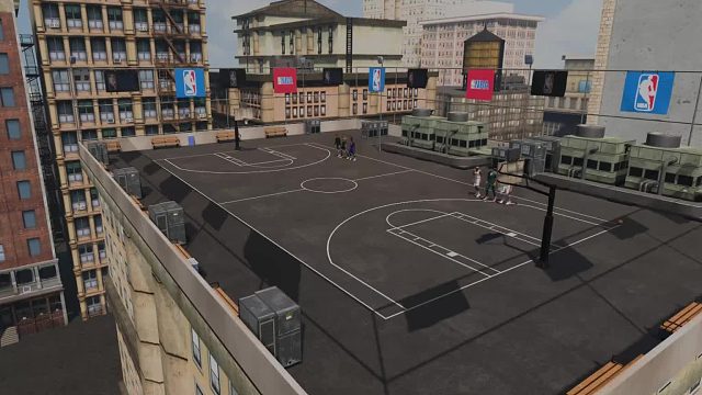 今天的中锋都不咋滴啊，一堆硬C被扣哭哦。