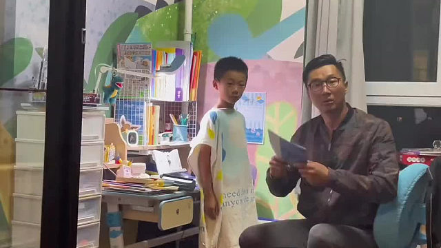 帮忙看看是妈妈错了？还是爸爸对了？