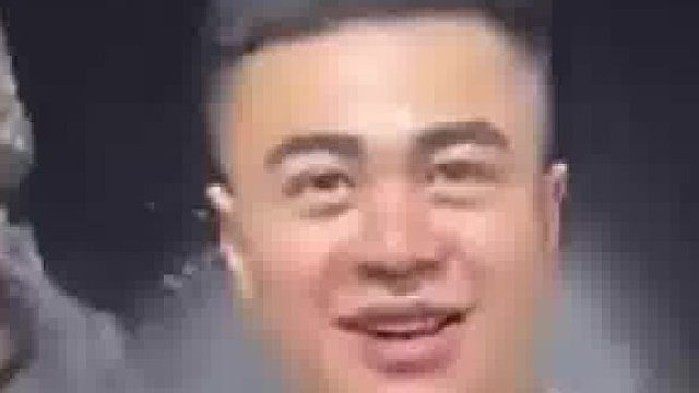 谁说男人结婚后就眼里没光了 这光不就来了吗