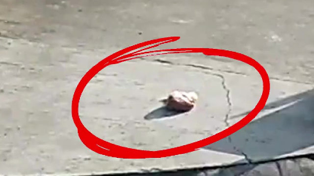 民警当起外卖员 原因让人感动