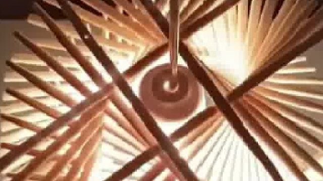 这是用木筷子做的筷子灯？