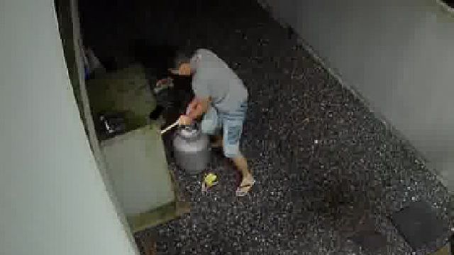 换煤气罐遭泄露