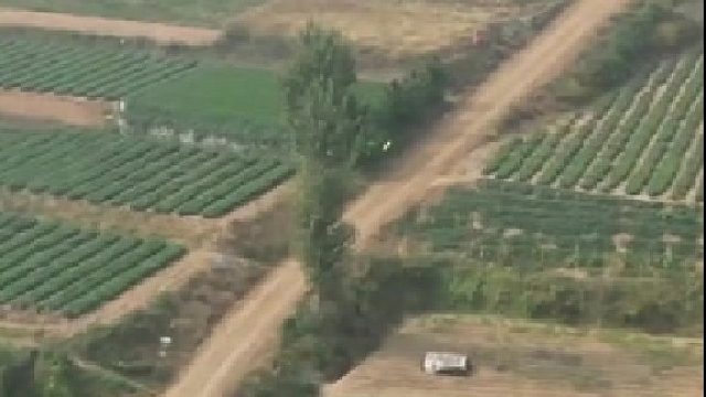 小伙自掏腰包53万元帮村里修路，惠及全村480余户乡亲。从小在这长大，想为老少爷们做点事。