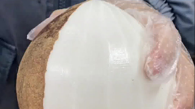 又摸皮又摸瓤的，这手套的意义是啥