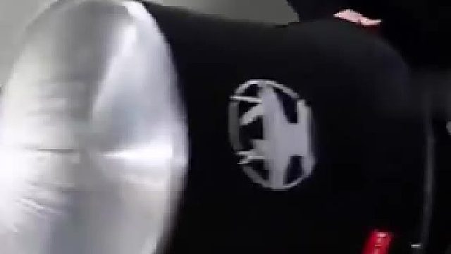 吉尼斯世界纪录认证的，世界最亮手电筒打开那一刻真的“亮瞎了”