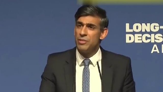 邀请中国参加峰会是正确的