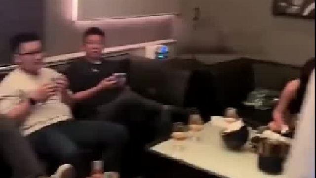 朋友_不是我点的，不是我点的