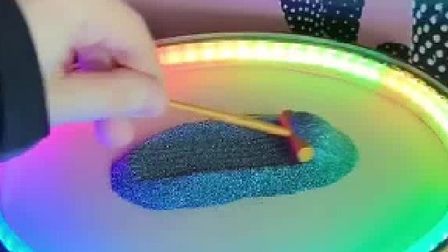 令人催眠的动态艺术展示