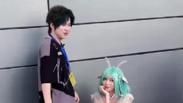 男子漫展发现188长腿“瑶妹”站起来的那一刻大家都震惊了网友这哪是瑶妹啊这是“瑶明