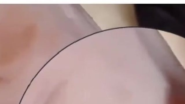 一超市猪蹄上被曝有针眼能挤出水