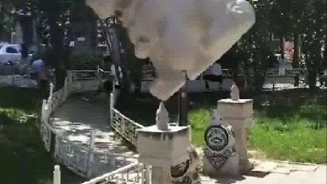 我站在你永远看不见的角度