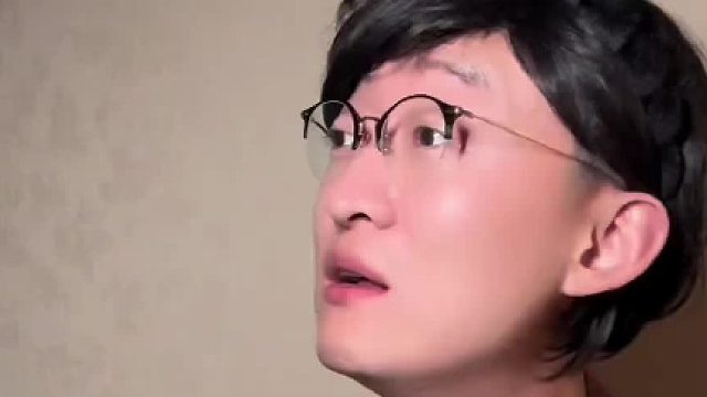 不同人知道除夕不放假的反应