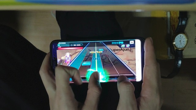 【节奏大师】这手速要上天了，手指拧成麻花！