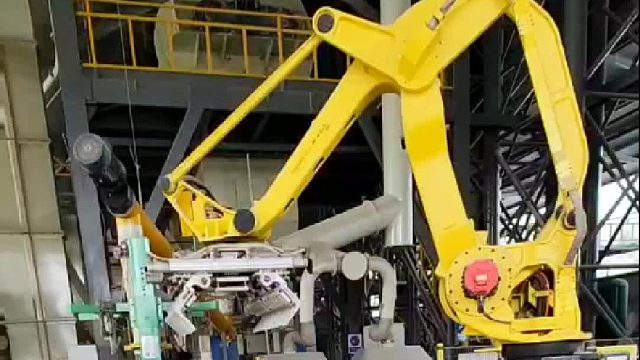 码垛机器人，一台不需要工资社保，天冷也毫无怨言工作的好伙伴