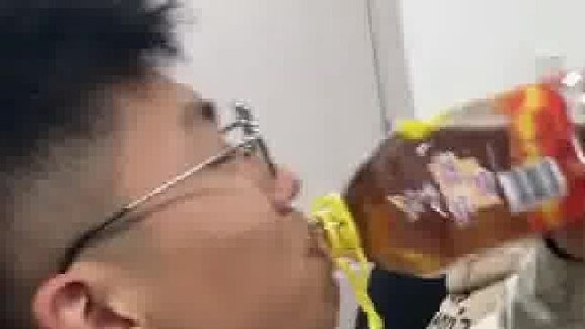 不是小瓶买不起，而是大瓶更有性价比