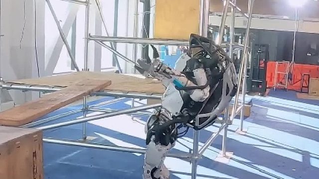 波士顿机器人失误合集