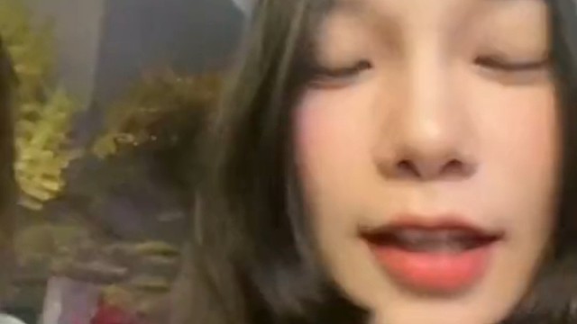 没吃饭吗？哭大声点