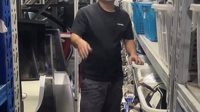 奔驰宝马全车电脑 电脑版 发动机电脑 座椅电脑 车门电脑 外观件四门两盖 #拆车件 #陈田马哲