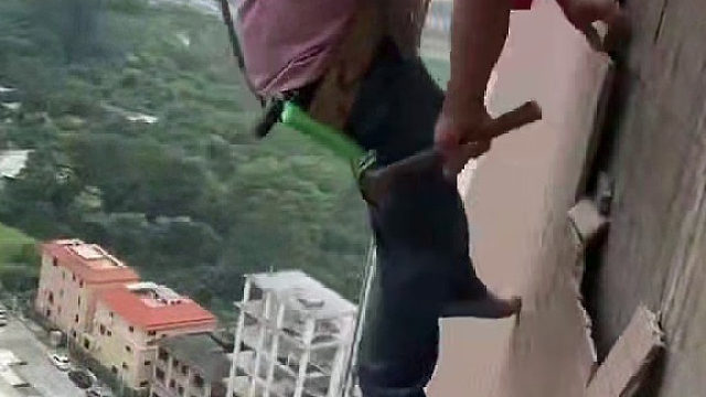 有人问我：锤子上怎么不绑安全带？我该怎么回答他？