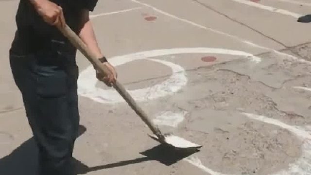 体育老师神操作