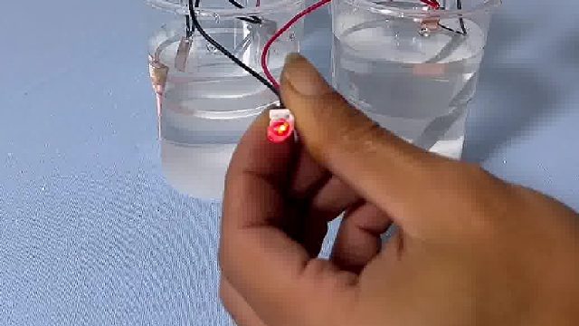 怎么可能盐巴水也能发电