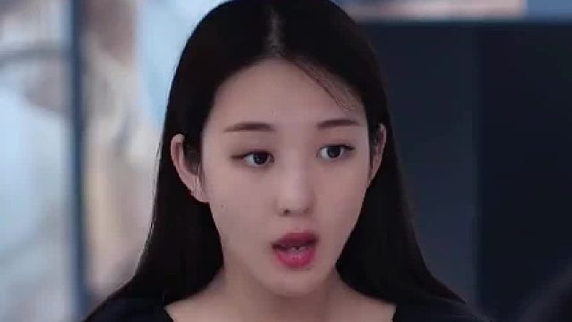 夫妻就应该同甘共苦，你落魄时我陪你一起扛，你富我陪你笑看繁华