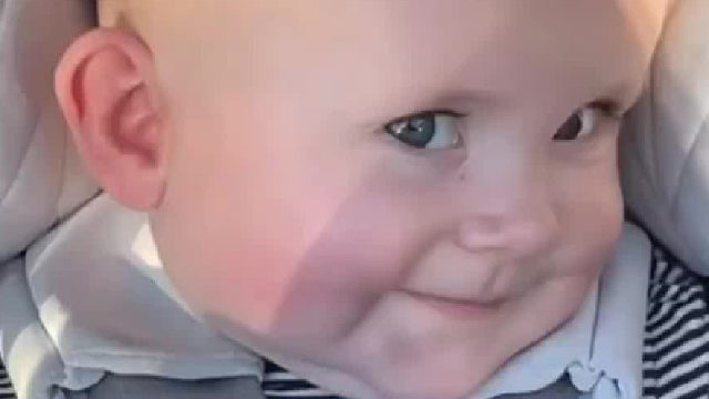 人类幼崽的可爱瞬间……