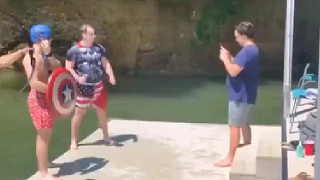 复联就是这么拍的吧